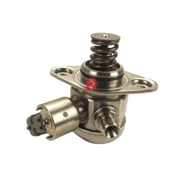 Auto high pressure fuel pump for Volvo V40/S60/S80 Injection pump petrol OE 31359703 High-pressure Pump