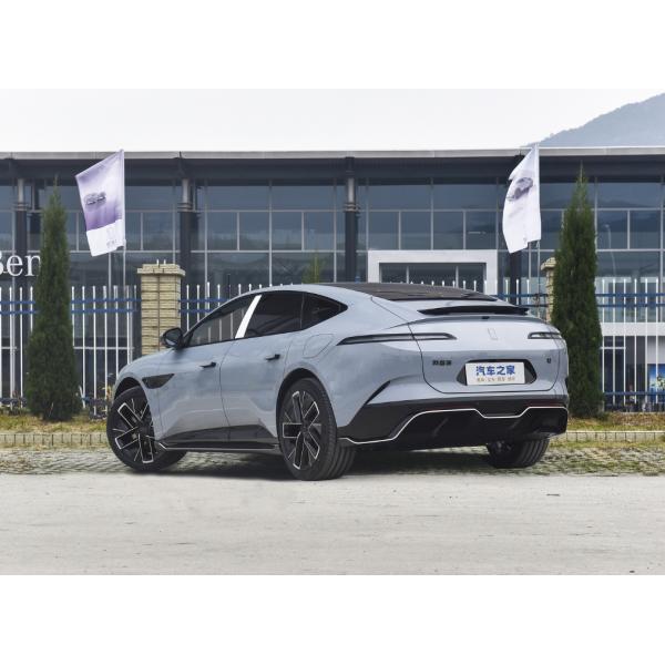 Changan Huaweis Avatr 12 2024 Electric Car 's Large Sedan with 700KM Range and 5 Seats