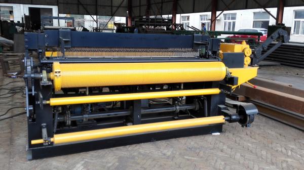 Quality High Speed Wire Mesh Making Machine , Wire Mesh Equipment For Coil Mesh for sale