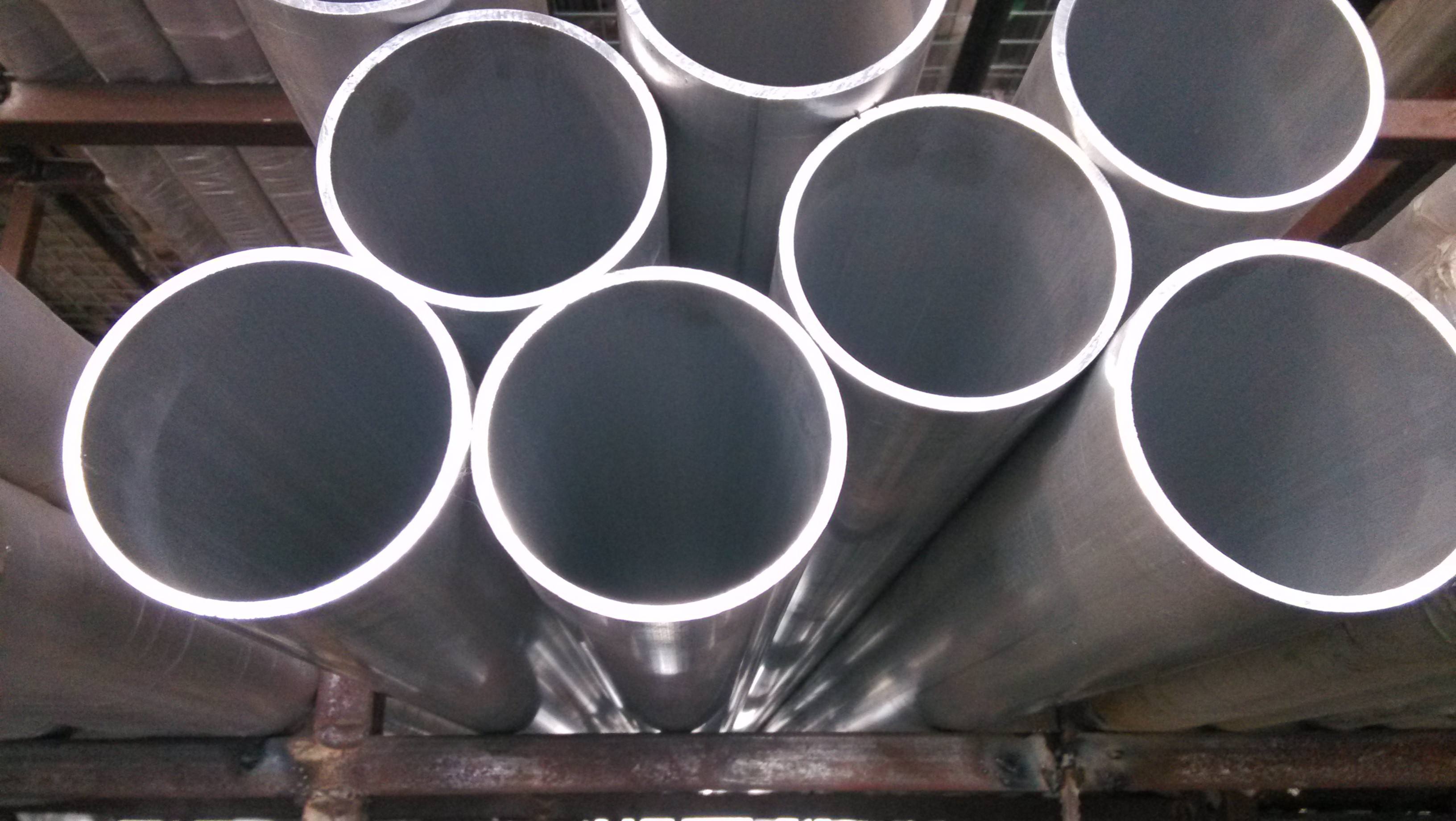Soft Alloy Type Aluminium Round Pipe For Aerospace Scratch Resistant
