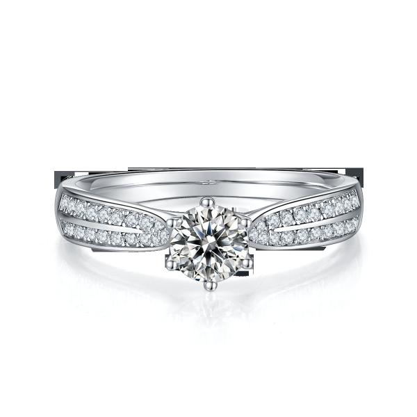 Minimalist Designs 9K Gold Jewelry , Moissanite 925 Silver Ring Set