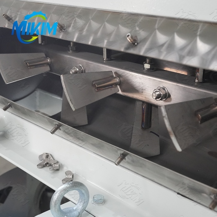 Efficient Space Saving Poultry Feed Pellet Machine 115x45x95CM