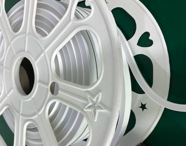 Pure Silicone 2835 SMD LED Flexible Strip Rope Lights , 6 x 12MM IP67 Waterproof