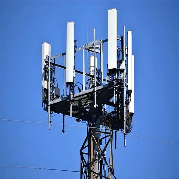 A36 Astm With Inner Climbing Ladder Cell Mast Base Station Galvanized Strapping