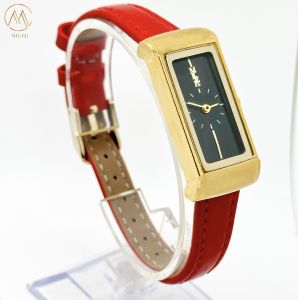 Exquisite Quartz Female Wrist Watches With 30m Water Resistance