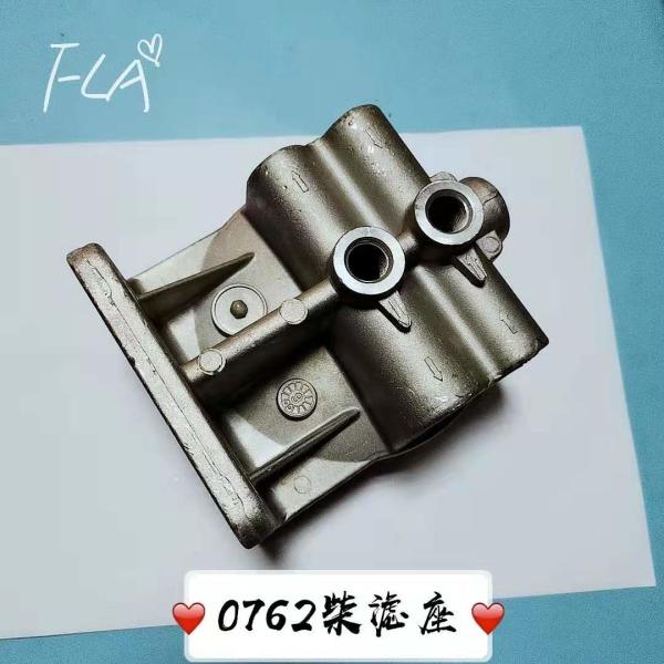 Professional Diesel Filter Head , Fleetguard Fuel Filter 1R-0762 P550625 For E325D E336D E330C D