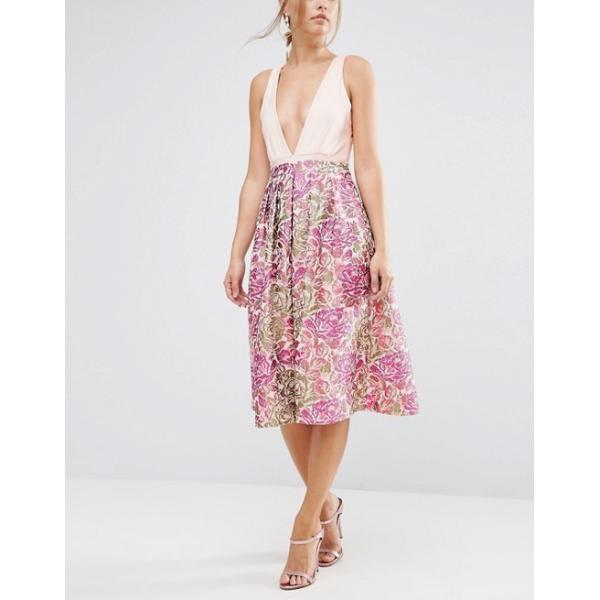 OEM Service Women Skirt with Side Pockets and Zip Fastening