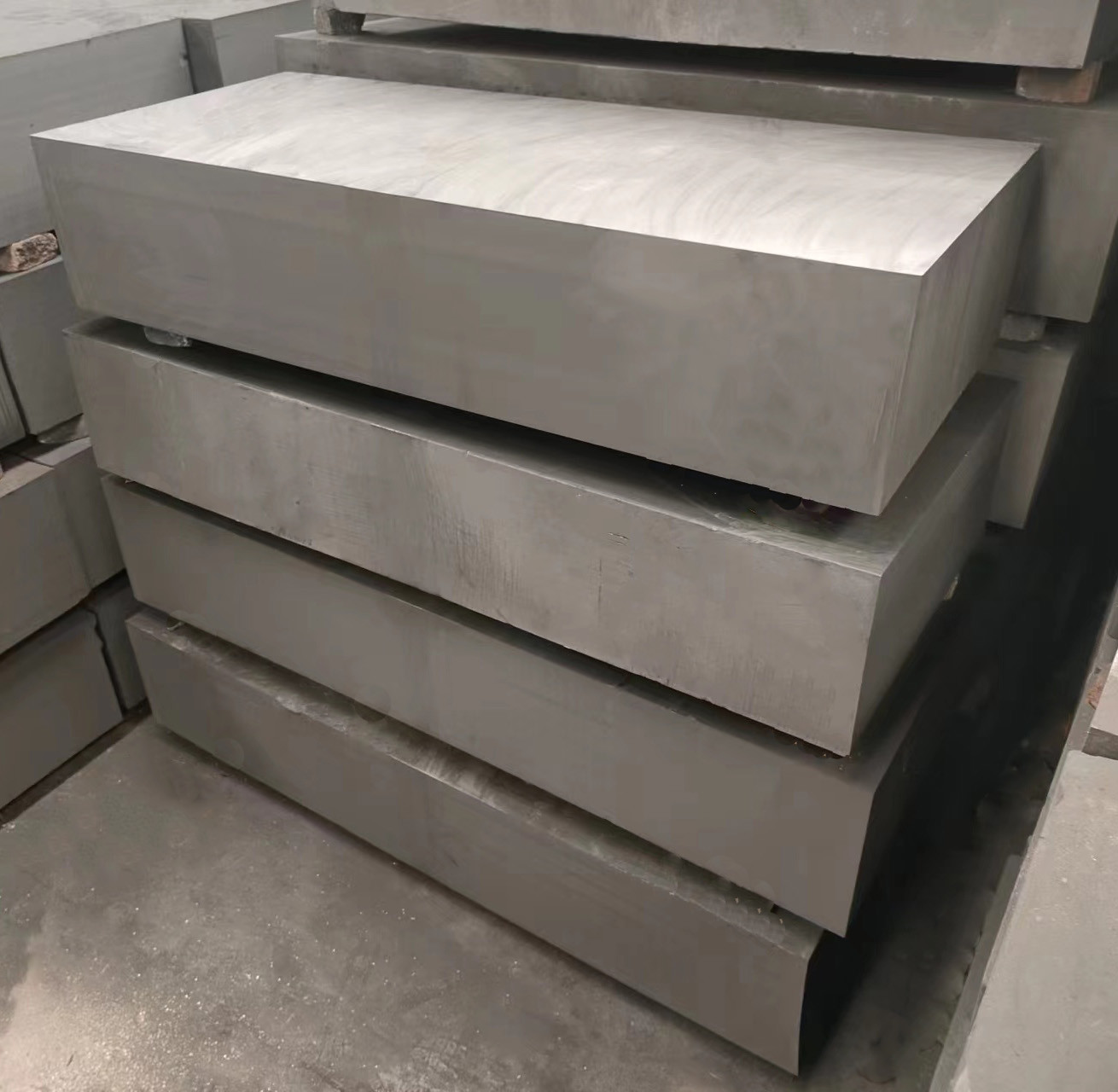 High purity graphite block low grade medium grain graphite electrode blocks