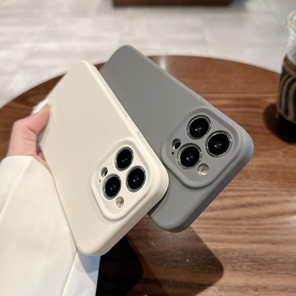 Strong Magnetic Real Liquid Silicone Mobile Phone Cover For IPhone 16