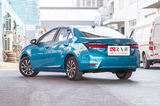 Used car electric for adults Toyota corolla dual engine E+ 2020 1.8L Comfort version Hybrid SUV car 4 door 5 seats Euro VI car