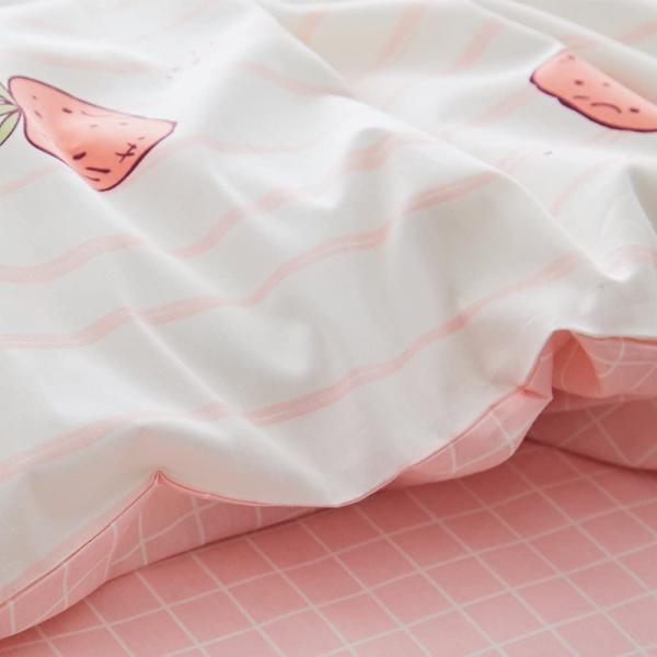 100% Cotton Duvet Cover Set Kawaii Strawberry Quilt Cover for Baby Crib in Bedroom