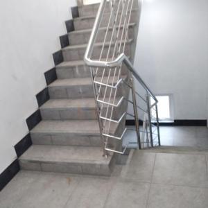 China High Quality Grade 201 304 316 Stainless Steel Stair Handrail Inox Stair Railing wholesale