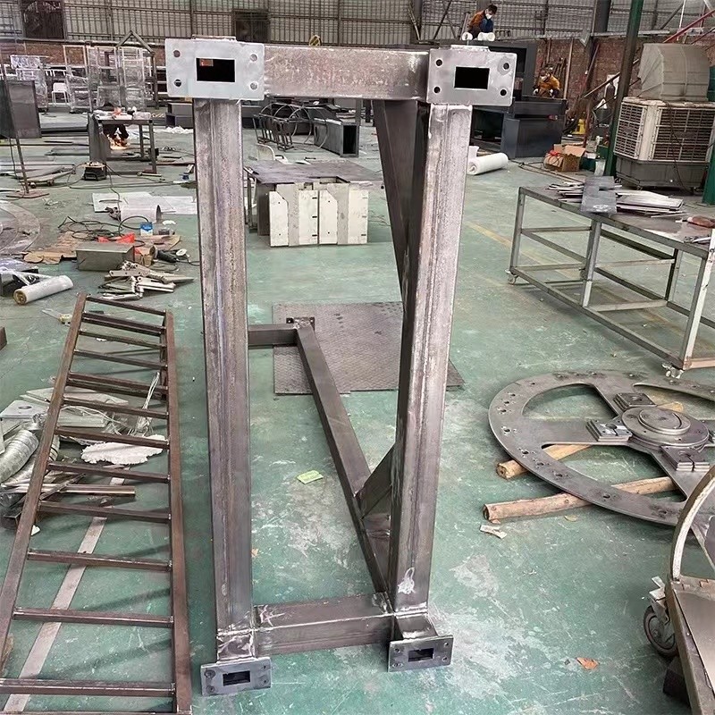 Q355B 650mm Custom Steel Welding Large Structural Steel Building Frame