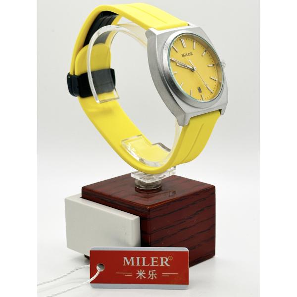 Factory Wholesale Waterproof Silicon Strap Watch Quartz Movement Men's Digital Sports Watches