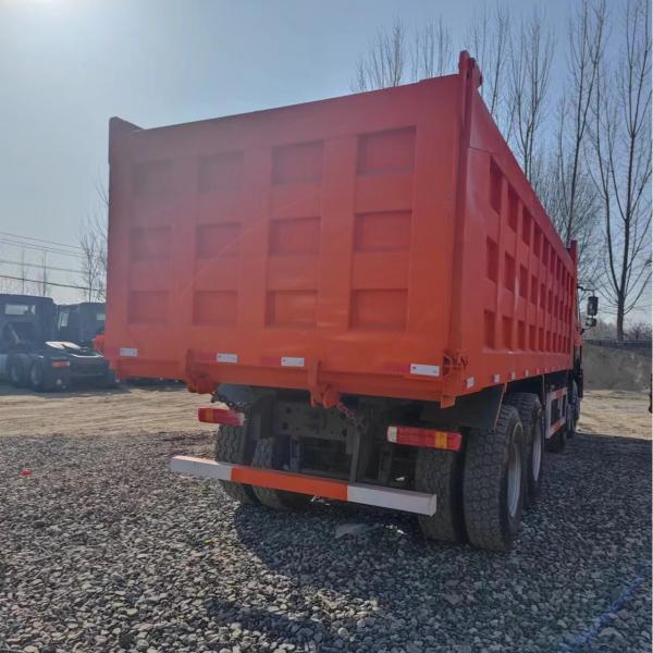 40T 8x4 Used Dump Truck 12 Tires Sinotruk Howo 371 375