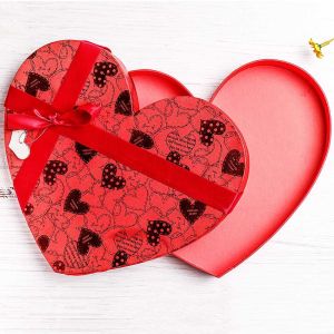 China Shockproof Heart Shape Paper Cushion Pad Logo Printed Wood Pulp on sale