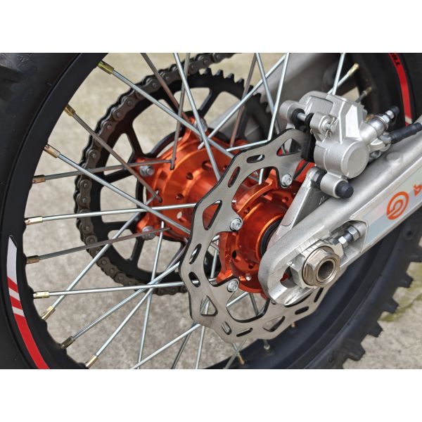 2 Stroke 300cc Enduro Motocross Bike With Single Chamber Dual Mode Front Absorbers