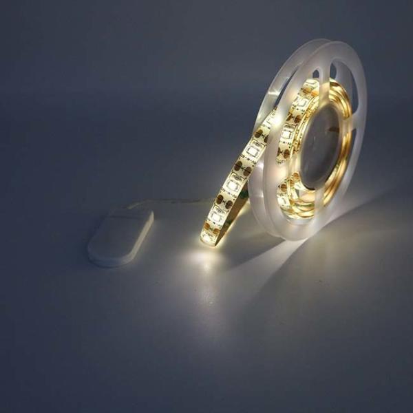 30 LED CR2032 1M DC6V Battery Powered LED Strip Light