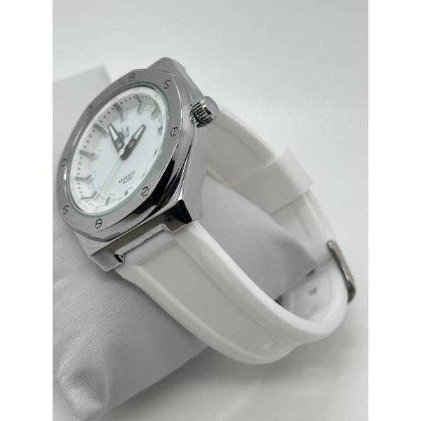 Luminous Hands Silicon Strap Watch Quartz Movement With 20mm Band
