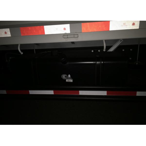 3-5 Tons HOWO Light Truck ZZ1047C3414C1R45 White Light Duty Commercial Trucks