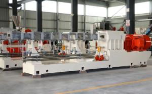 China Double Stage Pvc Plastic Pelletizing Machine , 380v 90kw Granules Making Machine wholesale