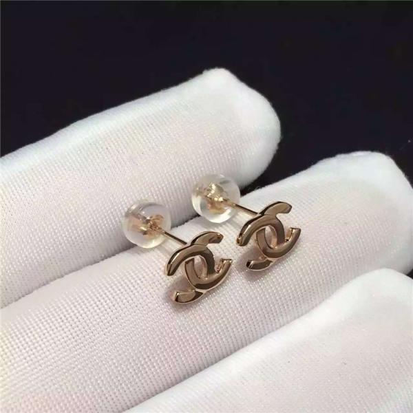 Logo Earrings in 18K Yellow Gold with Dropping Pearl Fashion Lady Jewelry Global Shipping