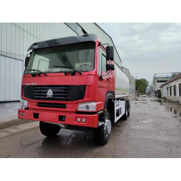 Sinotruk HOWO 380HP Watering Truck