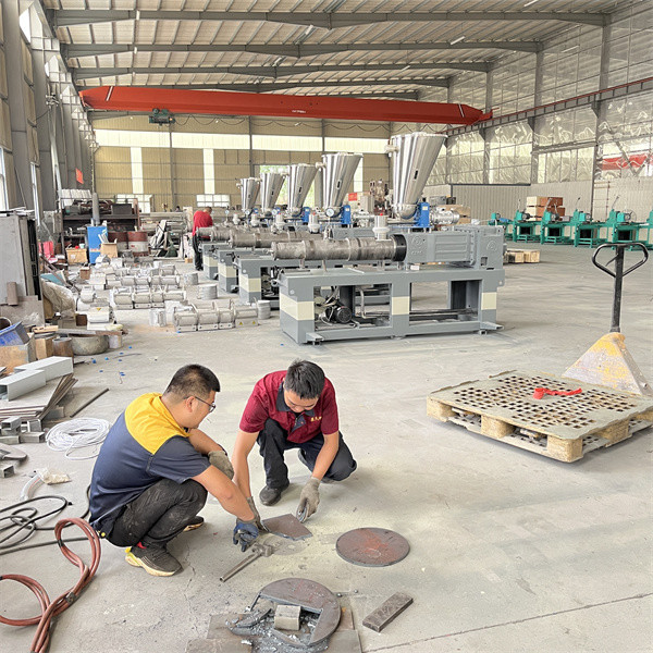 Conical Twin Screw Extruder PVC Pipe Making Machine 1 Year Warranty