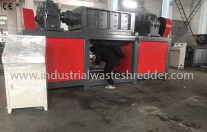 China Plastic Drum Industrial Waste Shredder Low Speed Rugged Mechanical Design wholesale