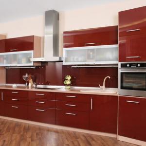 China Beautiful Red Lacquer Kitchen Cabinets , MDF Wood Panel Pine Kitchen Cupboards on sale