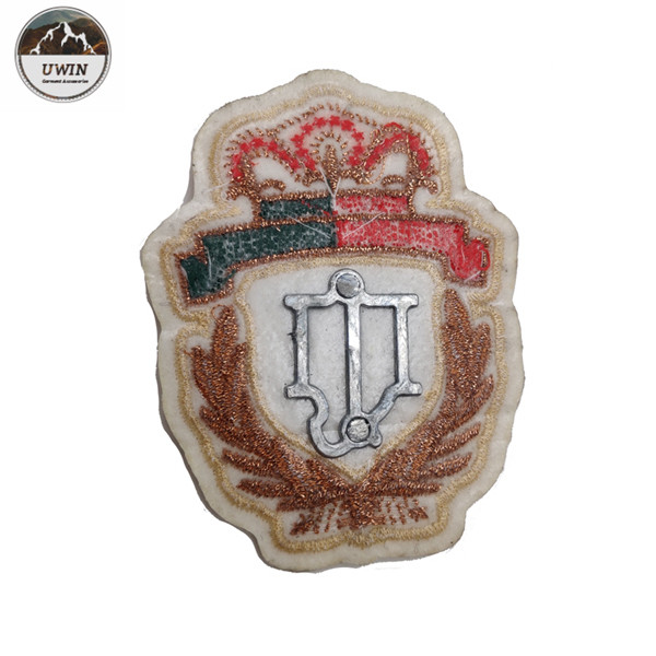 Royal Exquisite 3D Puff Embroidery Digitizing Velvet Patch With Rubber Lable
