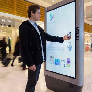 China Advertising 65'' Outdoor Lcd Digital Signage Waterproof Standing wholesale