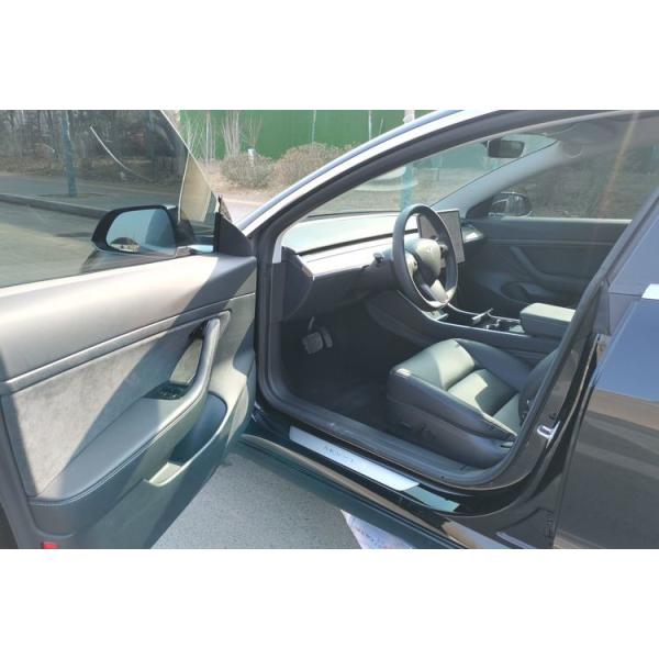 New Energy Battery Power Clean Energy High Speed 225km/H Electric Car