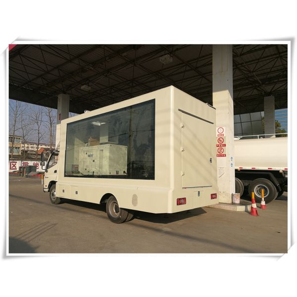 P6 LED Advertising Truck Single Side LED Full Color Screen VGA Synchronous Control