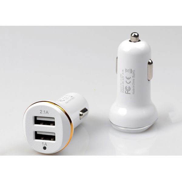 Dual USB Output Car Charger Adapter 5V 3.1A PC Material Over Temperature Protection