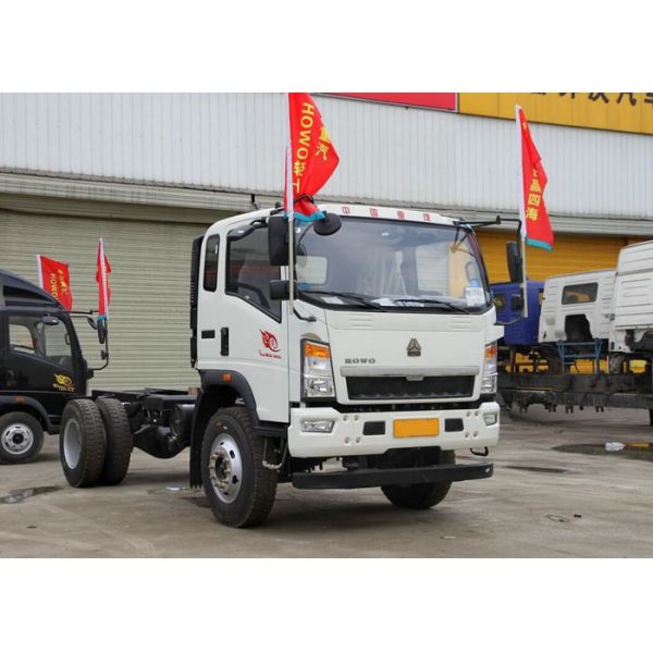 Euro 2 International Light Duty Trucks 12 Tons Light Duty Cargo Truck 95 km / h