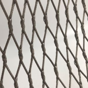 China Hand Made Stainless Steel Wire Rope Netting Versatile Oxidize Resisting on sale