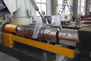 China PE film granulator LDPE film pelletizing machinery film recycling machinery on sale