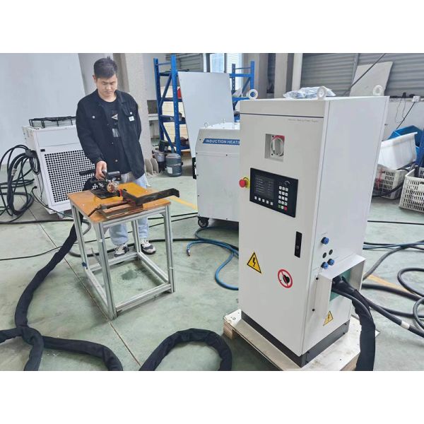 DSP-80KW Induction Heating Machine For Welding Metals And Heating Tubes Of Bore