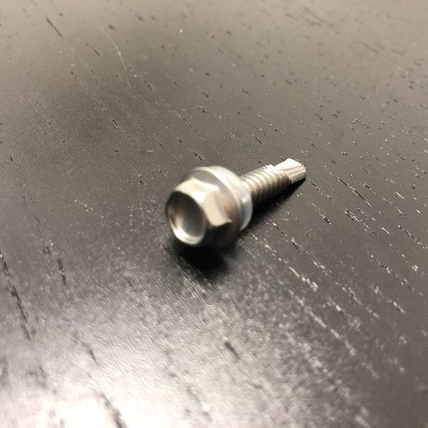 M5.5 SS 410 Galvanized Self Drilling Screws 38mm Hex Head Tek Screws With EPDM Washer