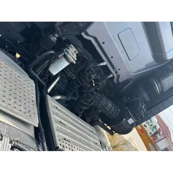 Used Heavy Duty Tractor Head Trucks For JAC K7 Automatic ZF Transmission 540hp With Sleeper 6*4