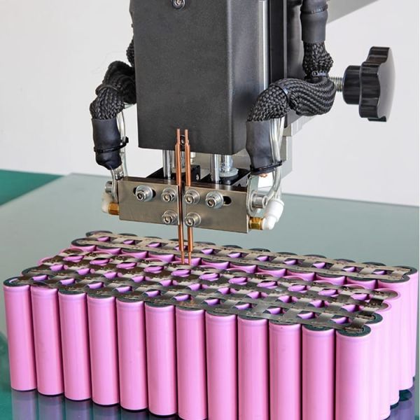 High Precision Lithium Ion Battery Spot Welder 6600uF For Solar Light Battery