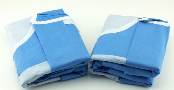 Blue Disposable Surgical Gown , SMS Surgeon Gown With Hand Towels