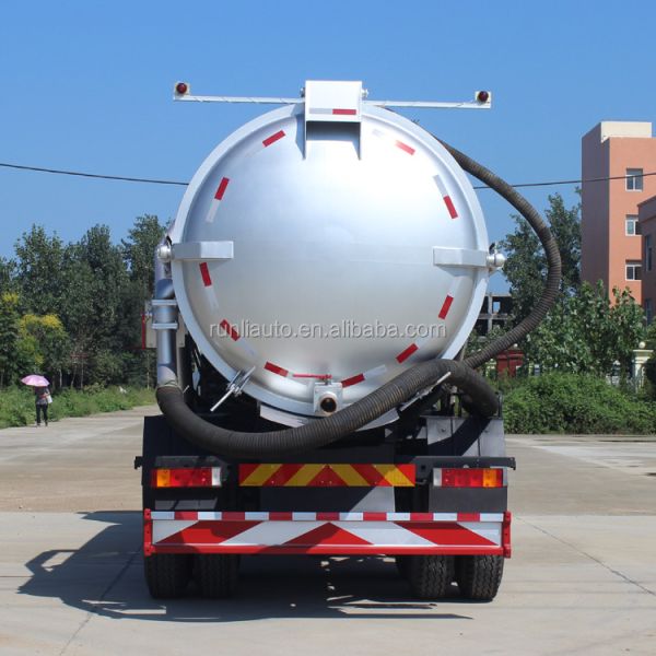 Diesel Fuel Type Vacuum Sewer Septic Tank Trucks Sewage Suction Tanker Truck 6x4