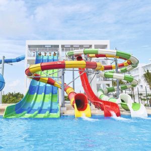 Water Playground Equipment Irritative Freefall Slide Fiberglass High Speed Water