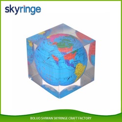 Folk Art Flower Paperweight Transparent Acrylic Paperweight Sample Available