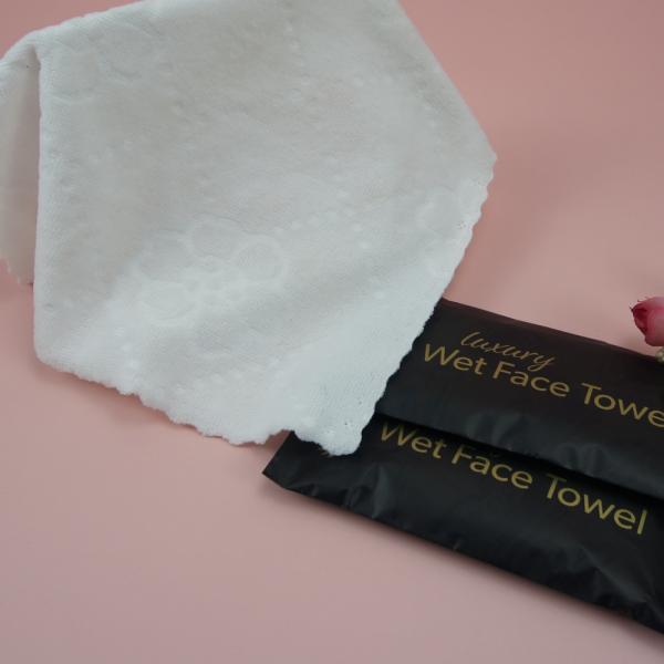 Restaurant Disposable Customized Design Individual Packing Embossed Microfiber Wet Towel