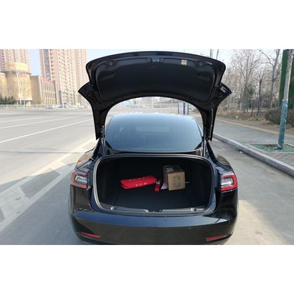 New Energy Battery Power Clean Energy High Speed 225km/H Electric Car