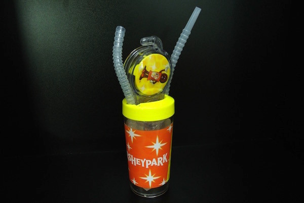 Yellow Cartoon Water Bottle , Windmill Style Kids Water Bottles With Fun