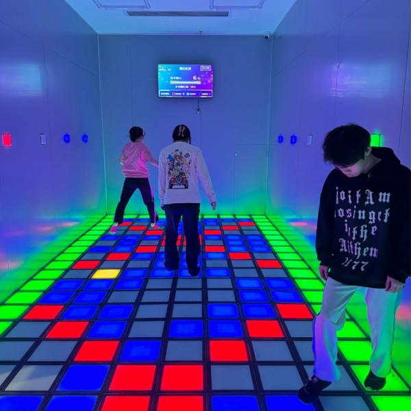 Dreamland Hot Sale Touch Interactive Stage Dance Floor LED Screen Floor Display For Games